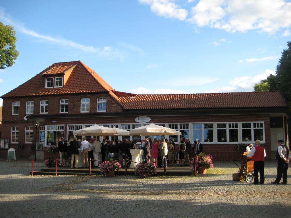 Hotel Hafen Hitzacker - Elbe エクステリア 写真