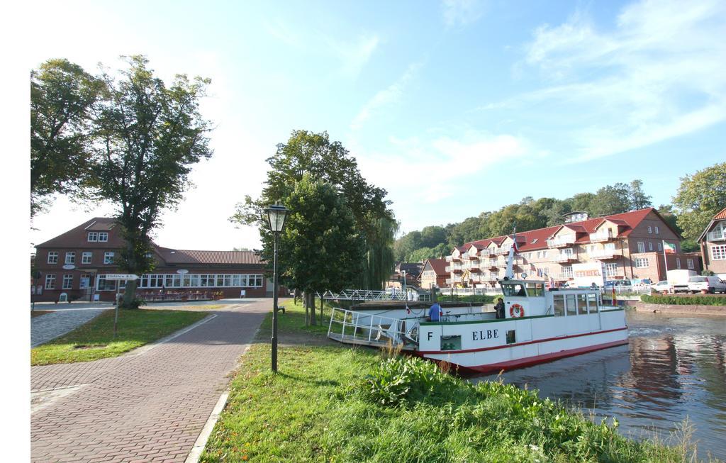 Hotel Hafen Hitzacker - Elbe エクステリア 写真