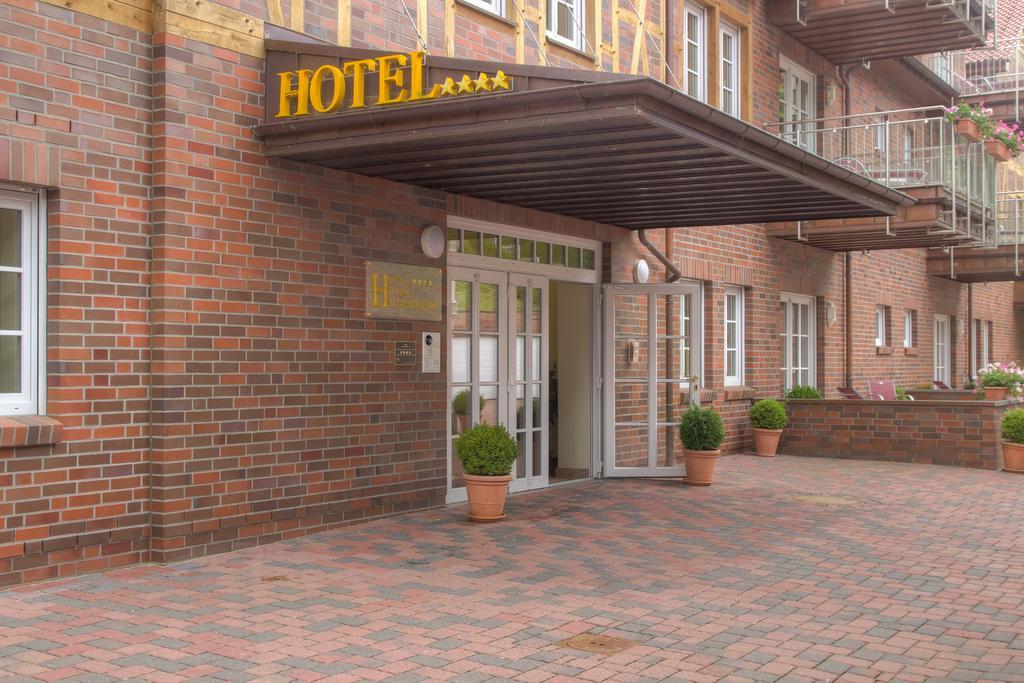Hotel Hafen Hitzacker - Elbe エクステリア 写真