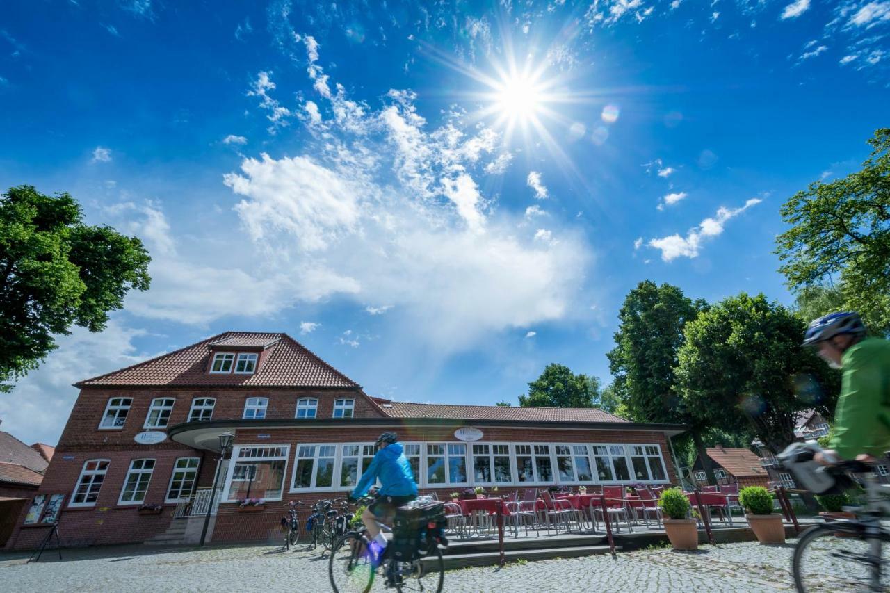 Hotel Hafen Hitzacker - Elbe エクステリア 写真